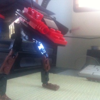 Jason's crappy attempt at a mech from a lower angle